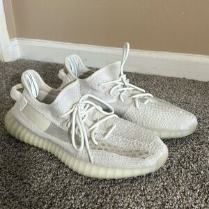Yeezy 350 V2 Bone - Used - Size: 12.5 (Please Read Description)
